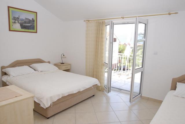 Apartments Dosljak Тиват Екстер'єр фото