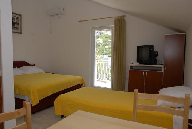 Apartments Dosljak Тиват Екстер'єр фото