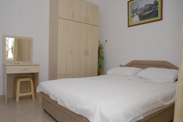 Apartments Dosljak Тиват Екстер'єр фото