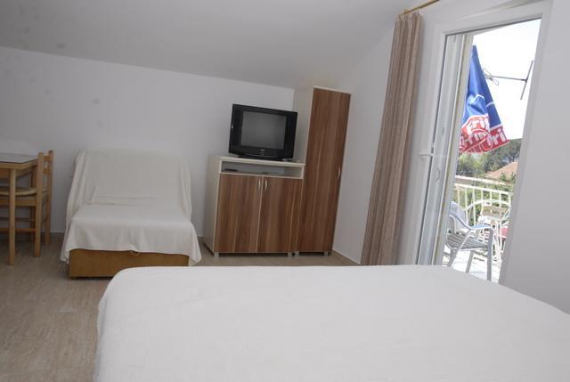 Apartments Dosljak Тиват Екстер'єр фото
