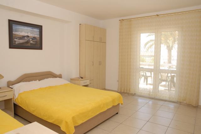 Apartments Dosljak Тиват Екстер'єр фото